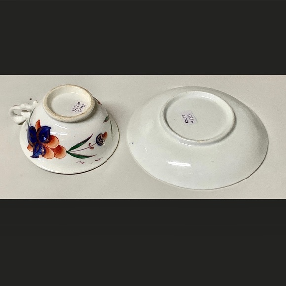 19th Century Grape Pattern Gaudy Welsh Teacup & Saucer - Picture 9 of 11